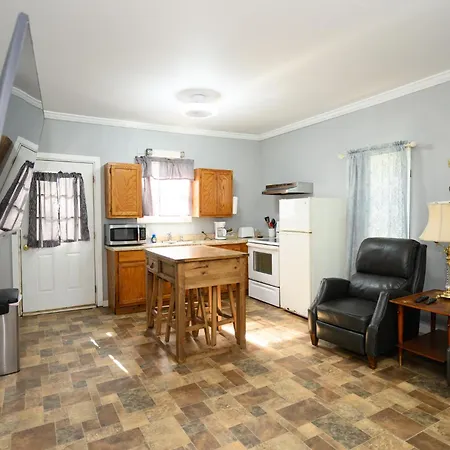 Turn On Inn Lake Village Room photo