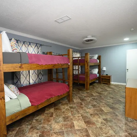Turn On Inn Lake Village Room photo