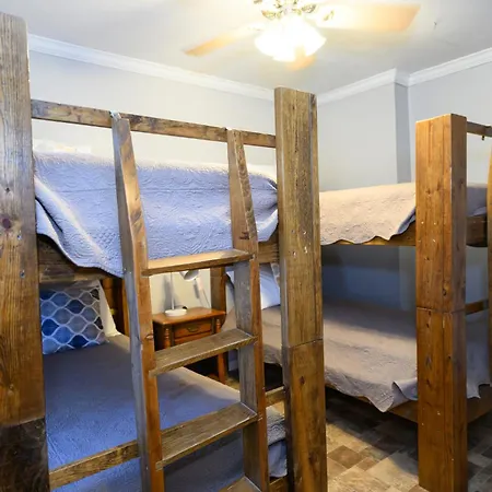 Turn On Inn Lake Village Room photo